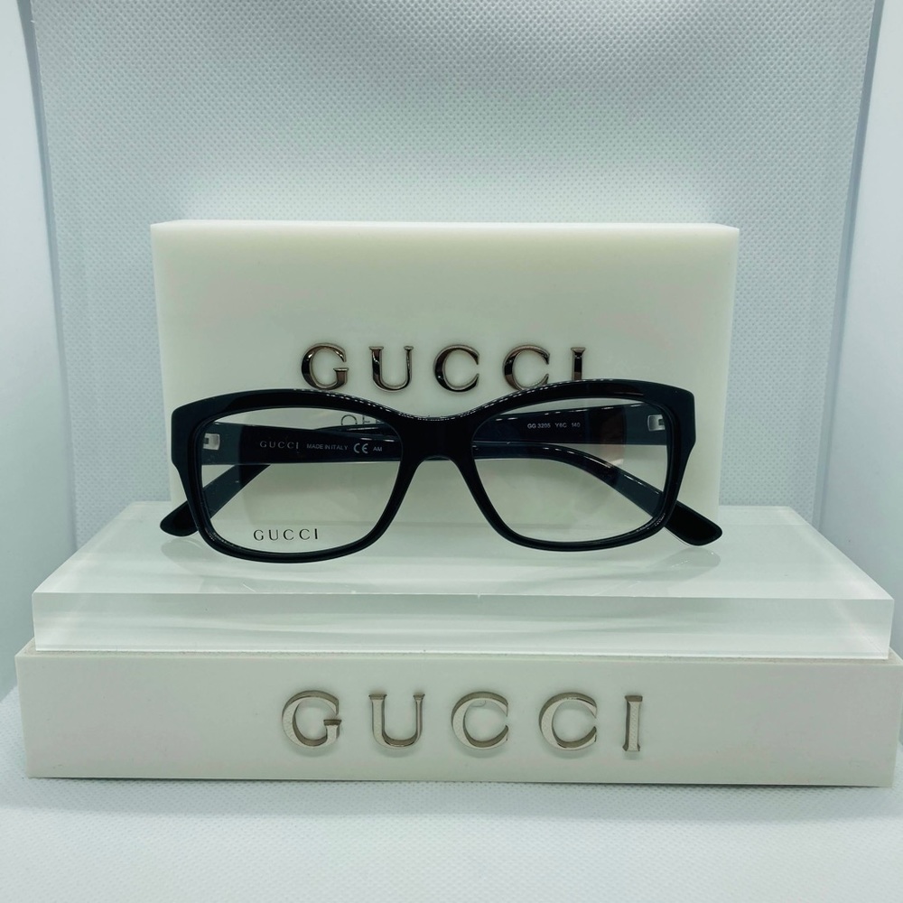 Women’s Gucci Eye Glasses Black Silver Temples case included